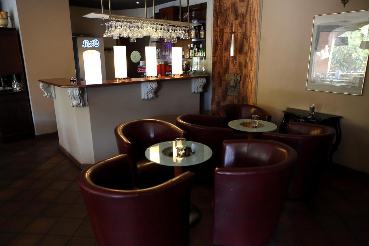 Hotel Katrina Ostrzeszów Buitenkant foto
